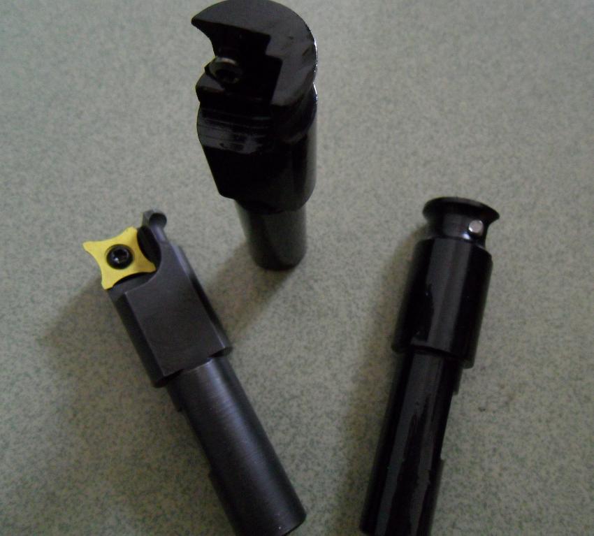 機夾數(shù)控車刀桿